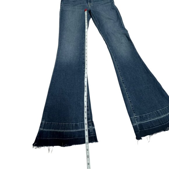 EUC Hudson Jeans Heidi Flare Distressed Hem Women’s Size 26 Blue Denim - Picture 3 of 7